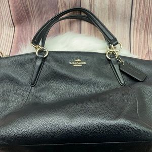 Black leather Coach zippered purse - Like New!